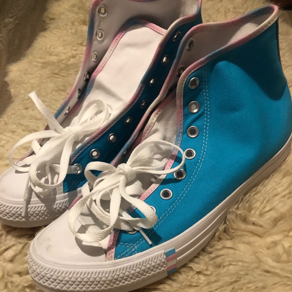 Converse Pride Hi-Tops - Mens Size 11 (never worn)